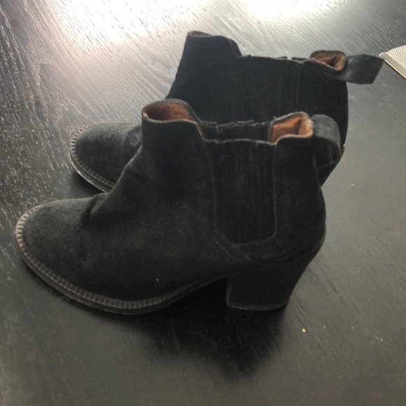 Suede booties - Picture 2 of 7